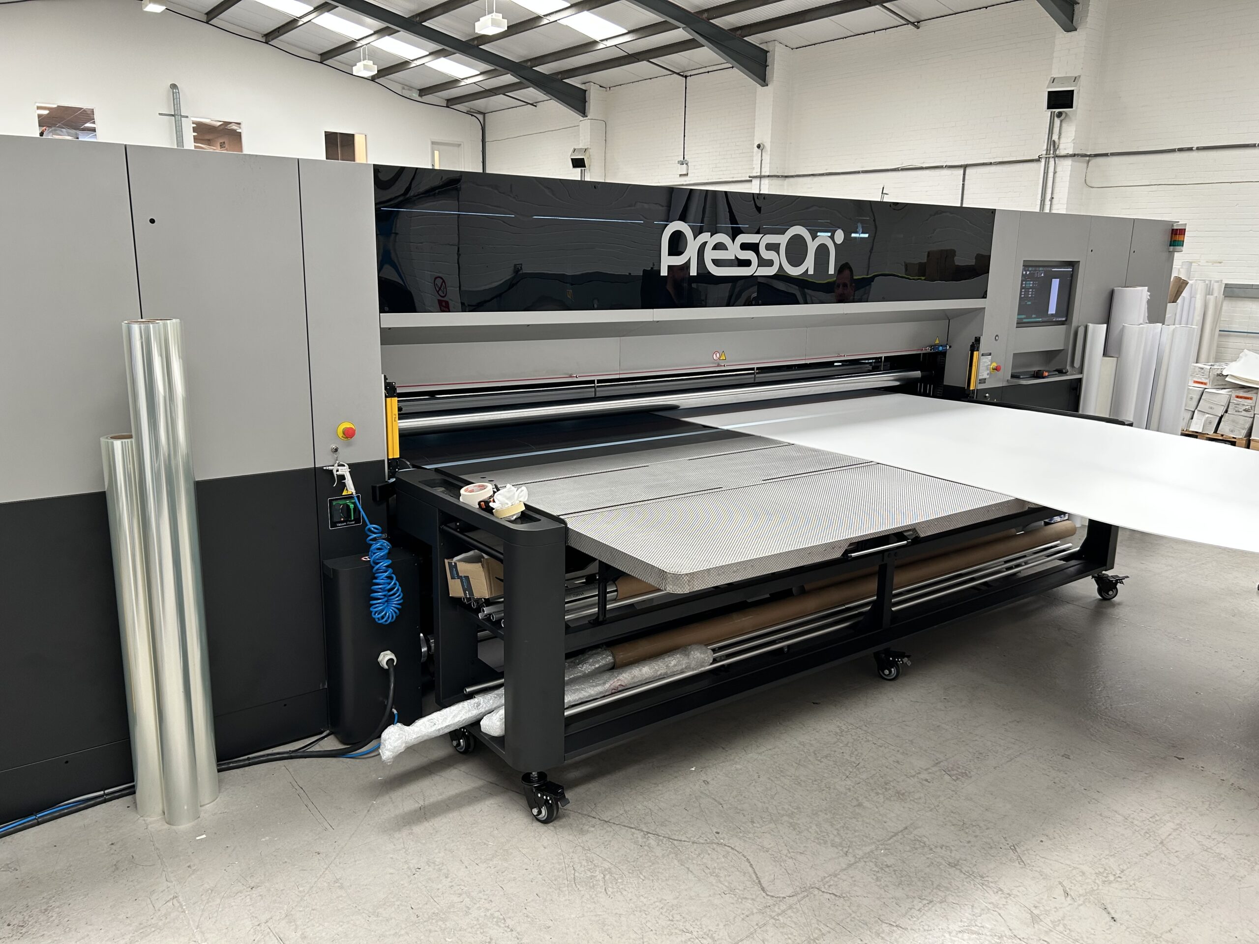 PressOn: Acuity Ultra Hybrid LED